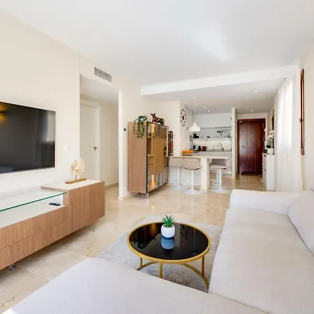 Sunny Penthouse With Terrace, Punta Prima * Торрев'єха
